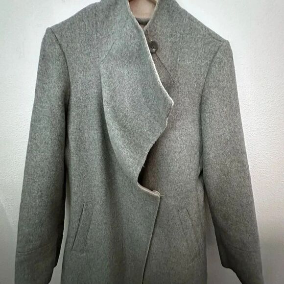 LAUNDRY BY SHELLI SEGAL | Wool Blend Wrap Trench Coat Gray Nude Belt | Small - Picture 4 of 10